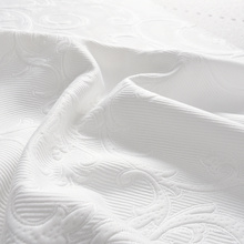China Textile High Quality 100% Polyester Jacquard Knitted Mattress Fabric